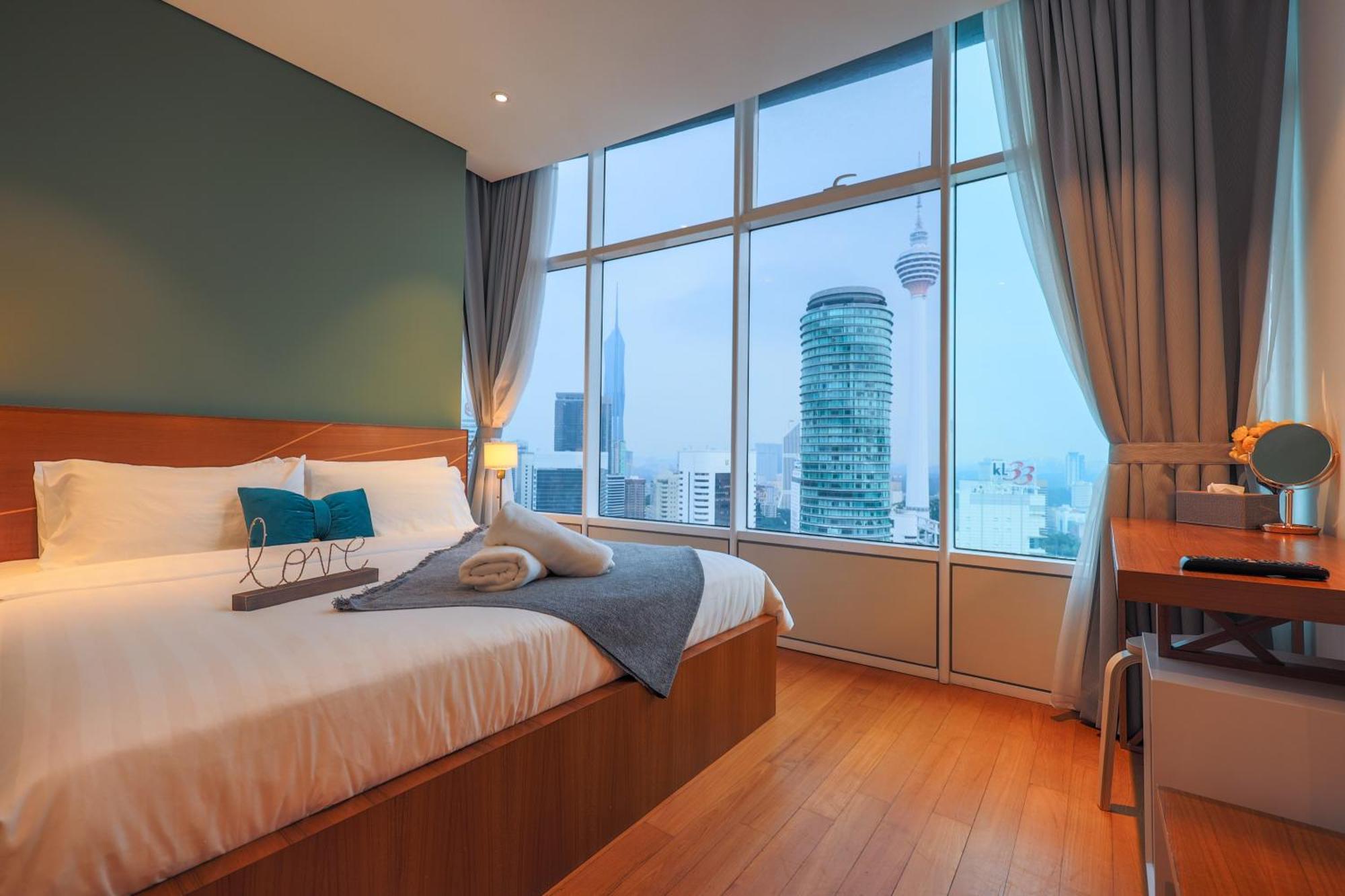 Calm Sojourn, Sky Suites Klcc กัวลาลัมเปอร์ ภายนอก รูปภาพ