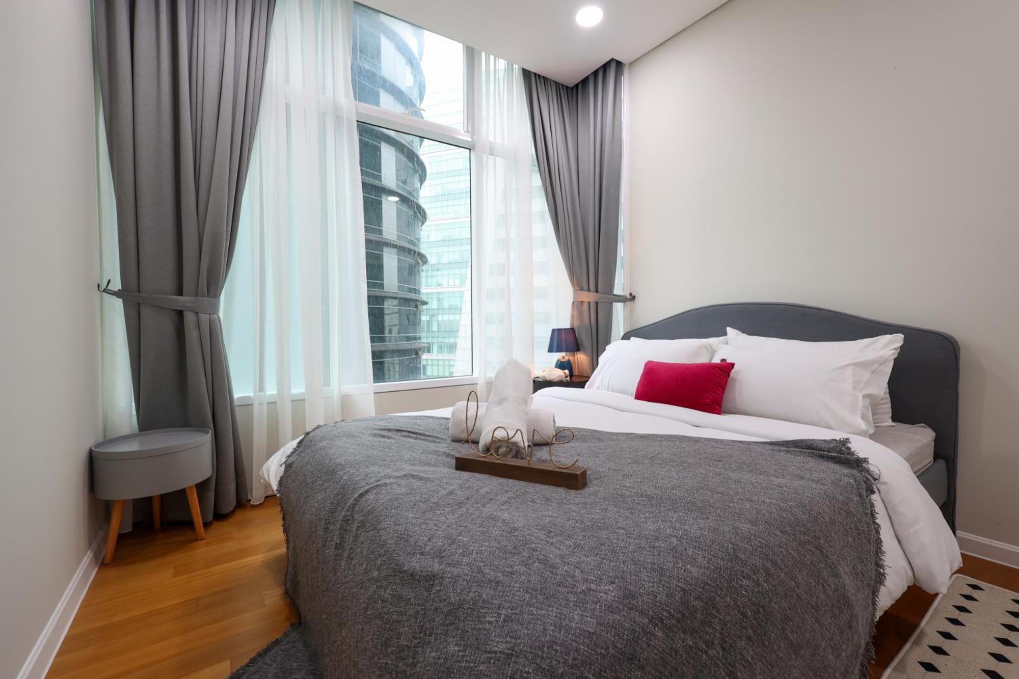 Calm Sojourn, Sky Suites Klcc กัวลาลัมเปอร์ ภายนอก รูปภาพ